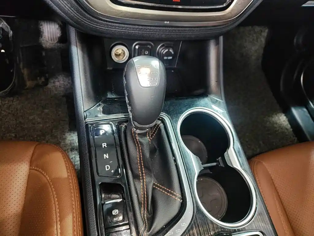 Changan CS95 2017 2017 2.0T 2WD Intelligent Expansion Edition
