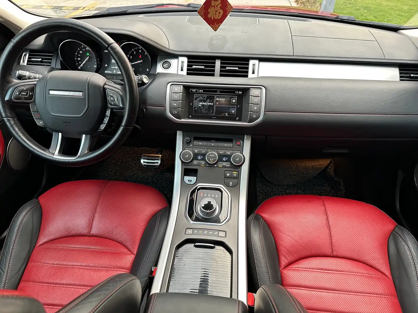 Land Rover Range Rover Evoque 2015 2.0T 5-Door Premium Edition фото 8