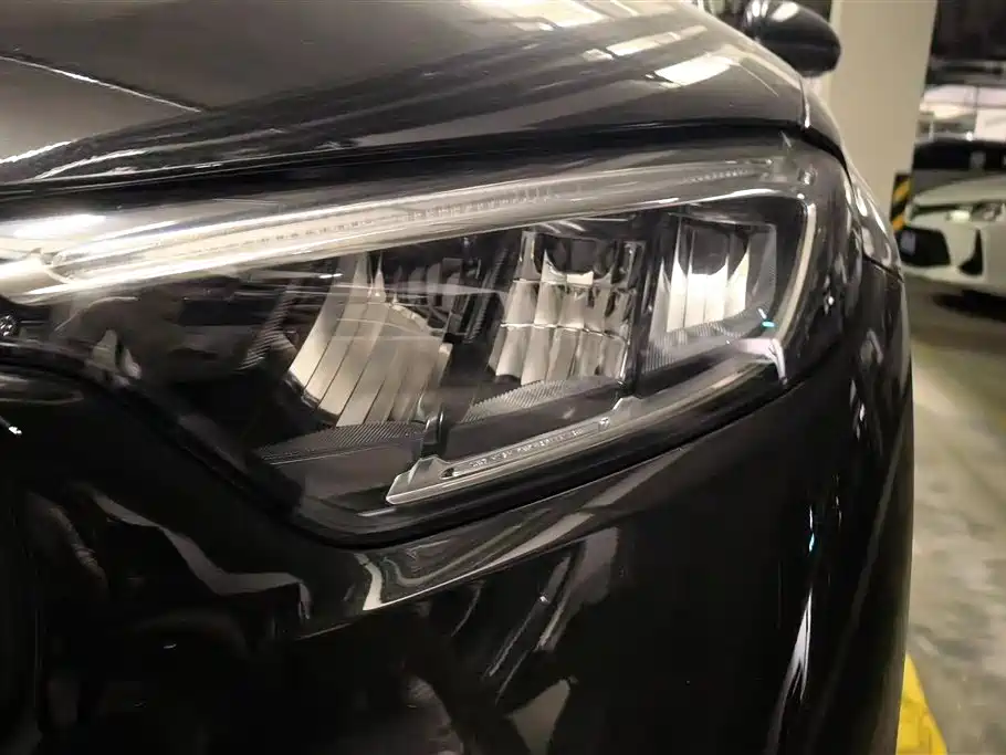 Mercedes-Benz GLC 2024 GLC 300 L 4MATIC Dynamic 7-seater фото 5