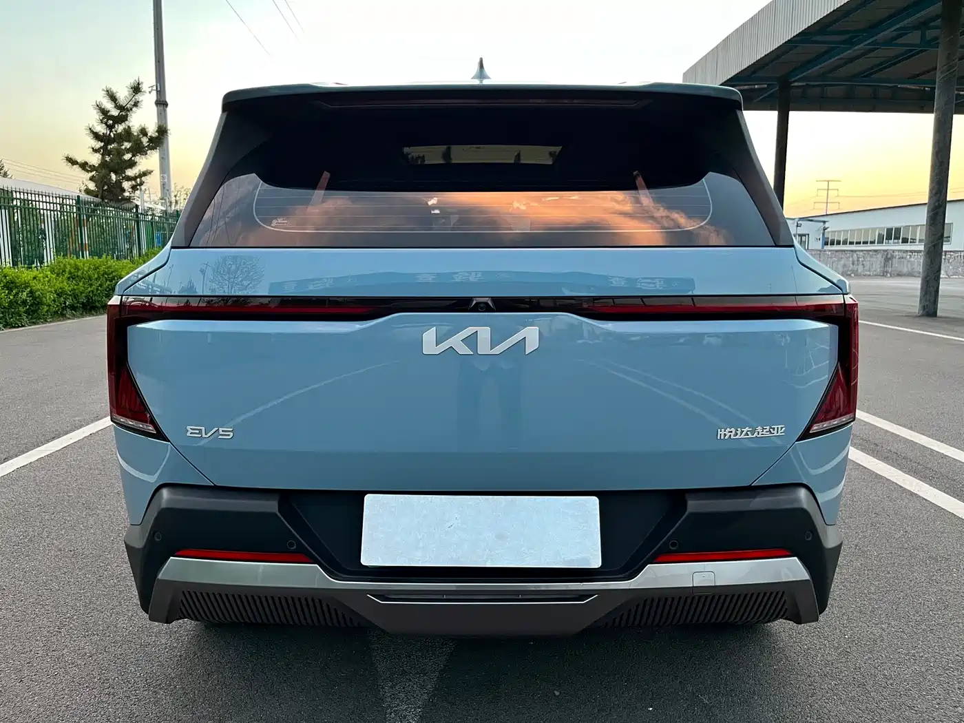 KIA EV5