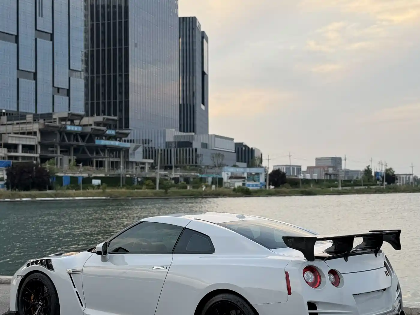 Nissan GT-R 2013 2012 3.8T Premium Edition