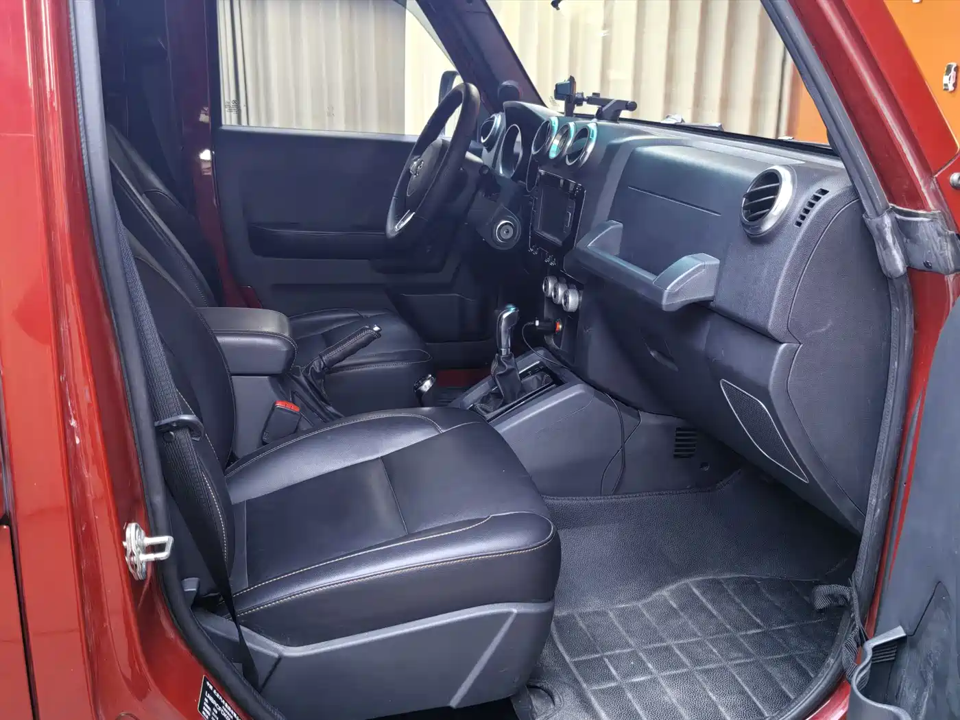 BAIC ORV Beijing Offroad BJ40 2016 Model 40L 2.3T Automatic 4WD Exclusive фото 13