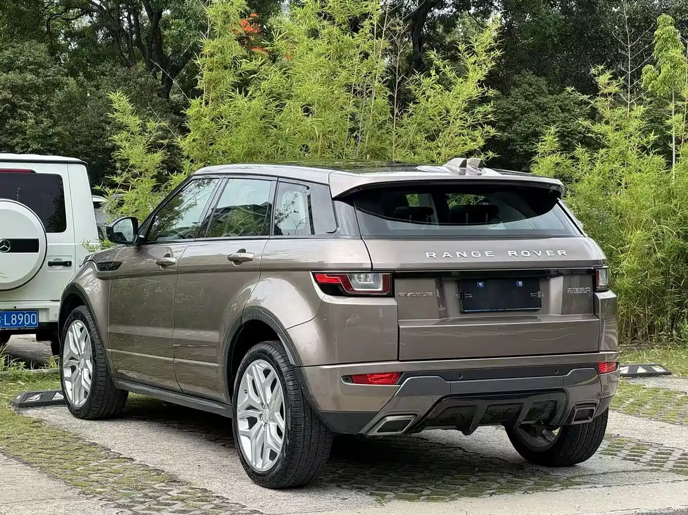Land Rover Range Rover Evoque 2018 240PS HSE DYNAMIC Drive Edition фото 15