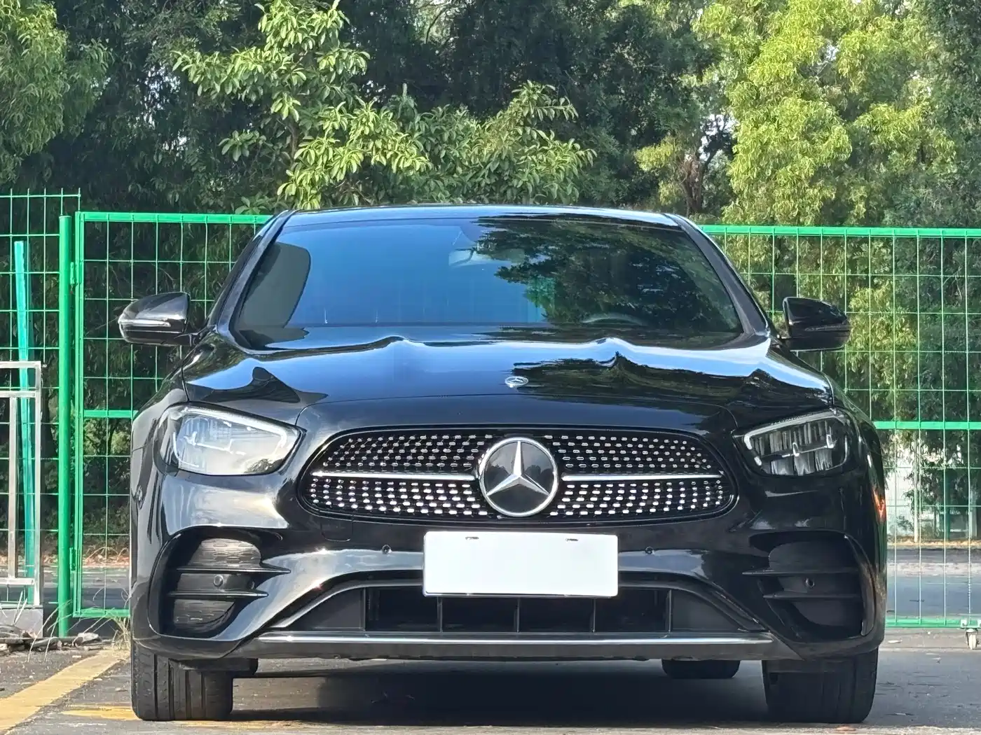 Mercedes-Benz E-Class 2022 E 260 L Sport фото 2