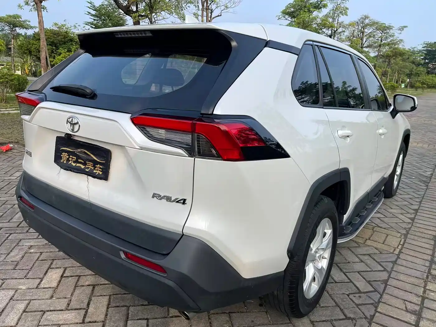 Toyota RAV4 Rongfang 2022 2.0L CVT 2WD Urban Edition фото 11