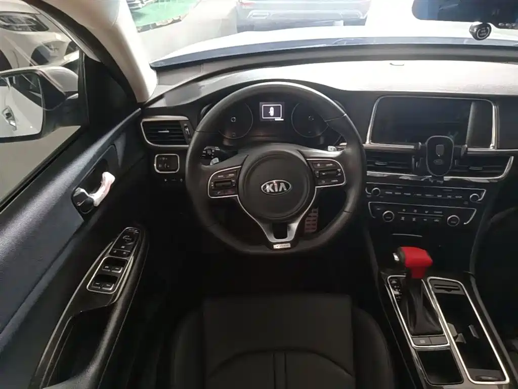 Kia K5 2016 1.6T Automatic LUX фото 11