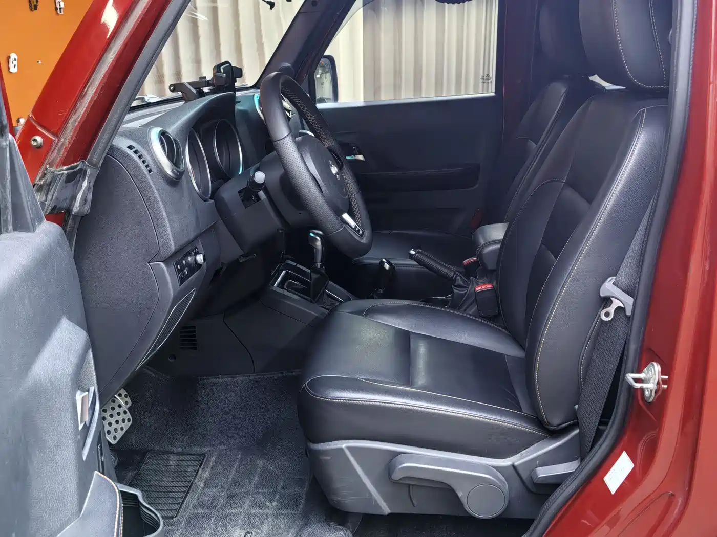 BAIC ORV Beijing Offroad BJ40 2016 Model 40L 2.3T Automatic 4WD Exclusive фото 16