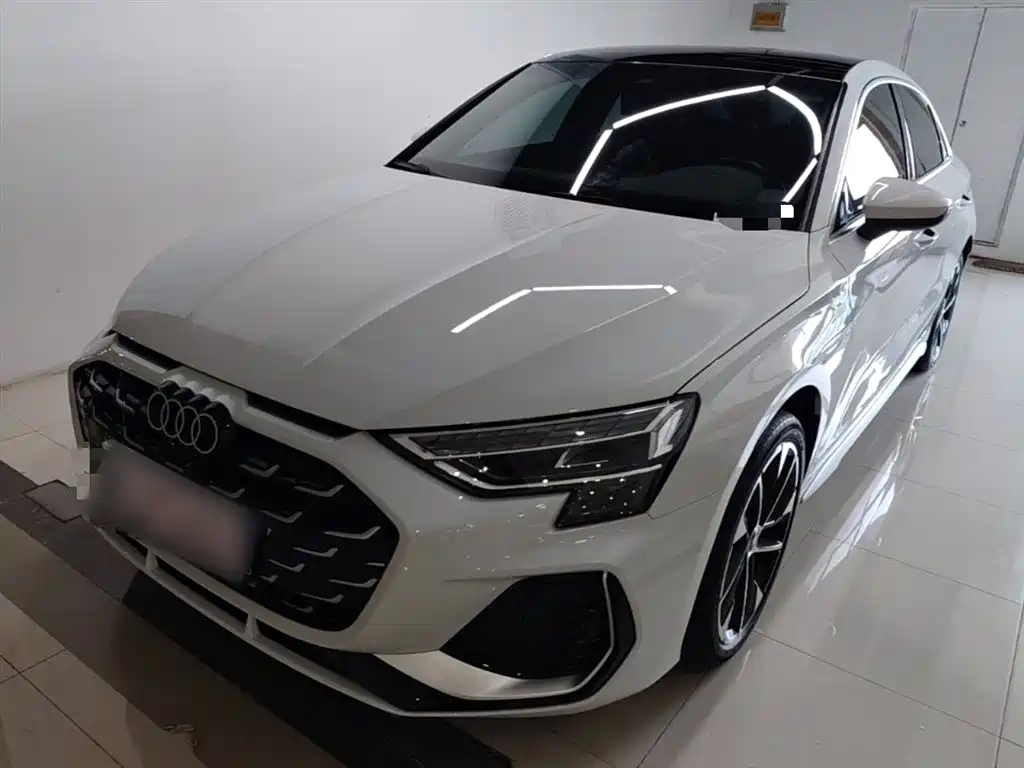 Audi A3 2025 A3L Limousine 35TFSI Flying Premium