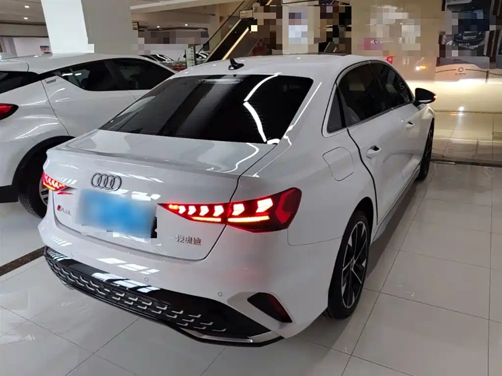 Audi A3 2025 A3L Limousine 35TFSI Flying Premium фото 7