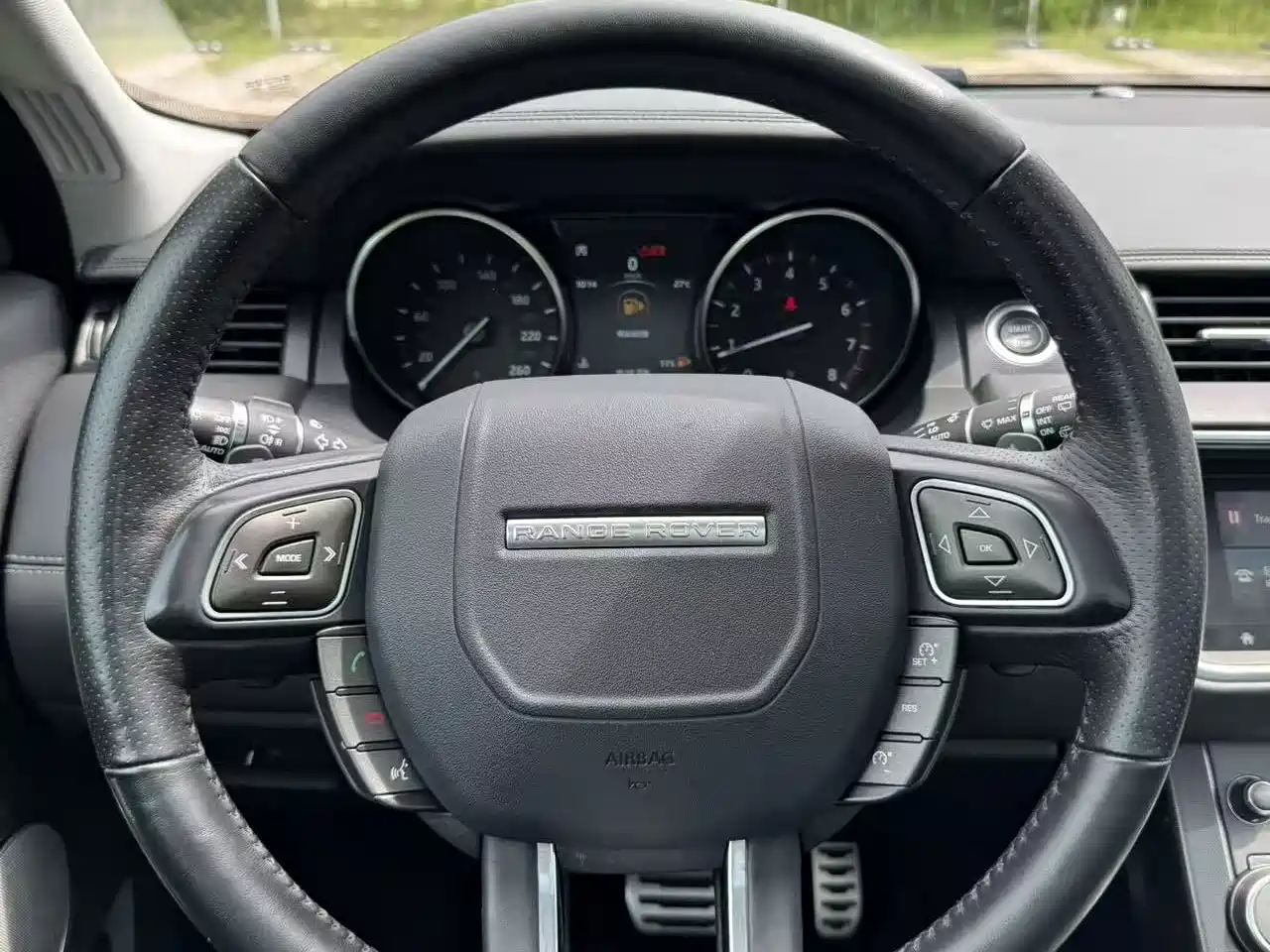 Land Rover Range Rover Evoque 2018 240PS HSE DYNAMIC Drive Edition фото 7