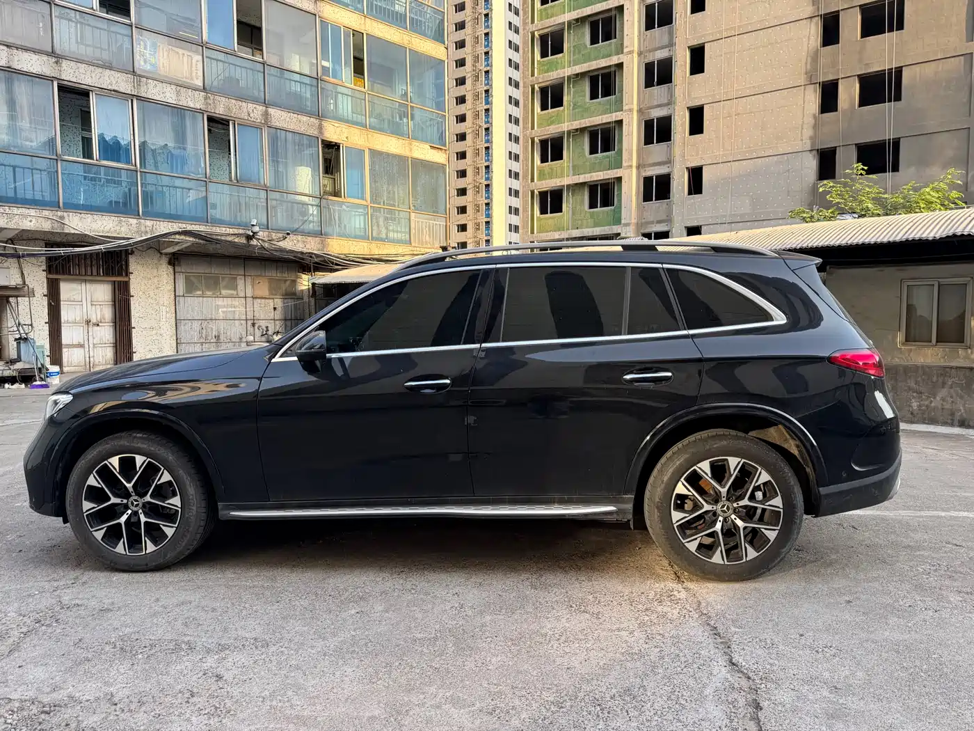 Mercedes-Benz GLC 2024 GLC 260 L 4MATIC Luxury 5-seater фото 5