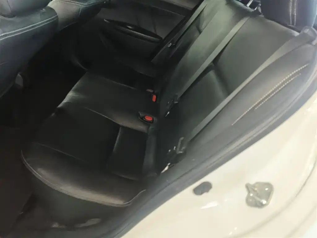 Toyota Vios 2017 1.5L CVT Pioneer фото 17
