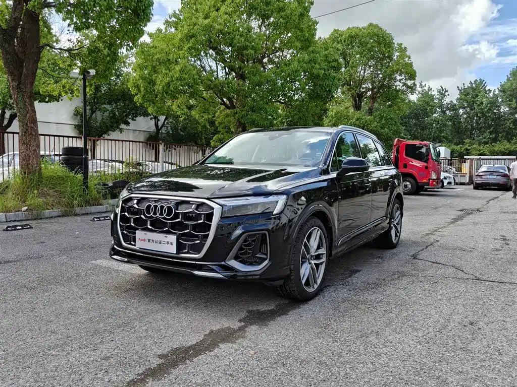  Audi Audi Q7 2025 55 TFSI quattro S line Sport