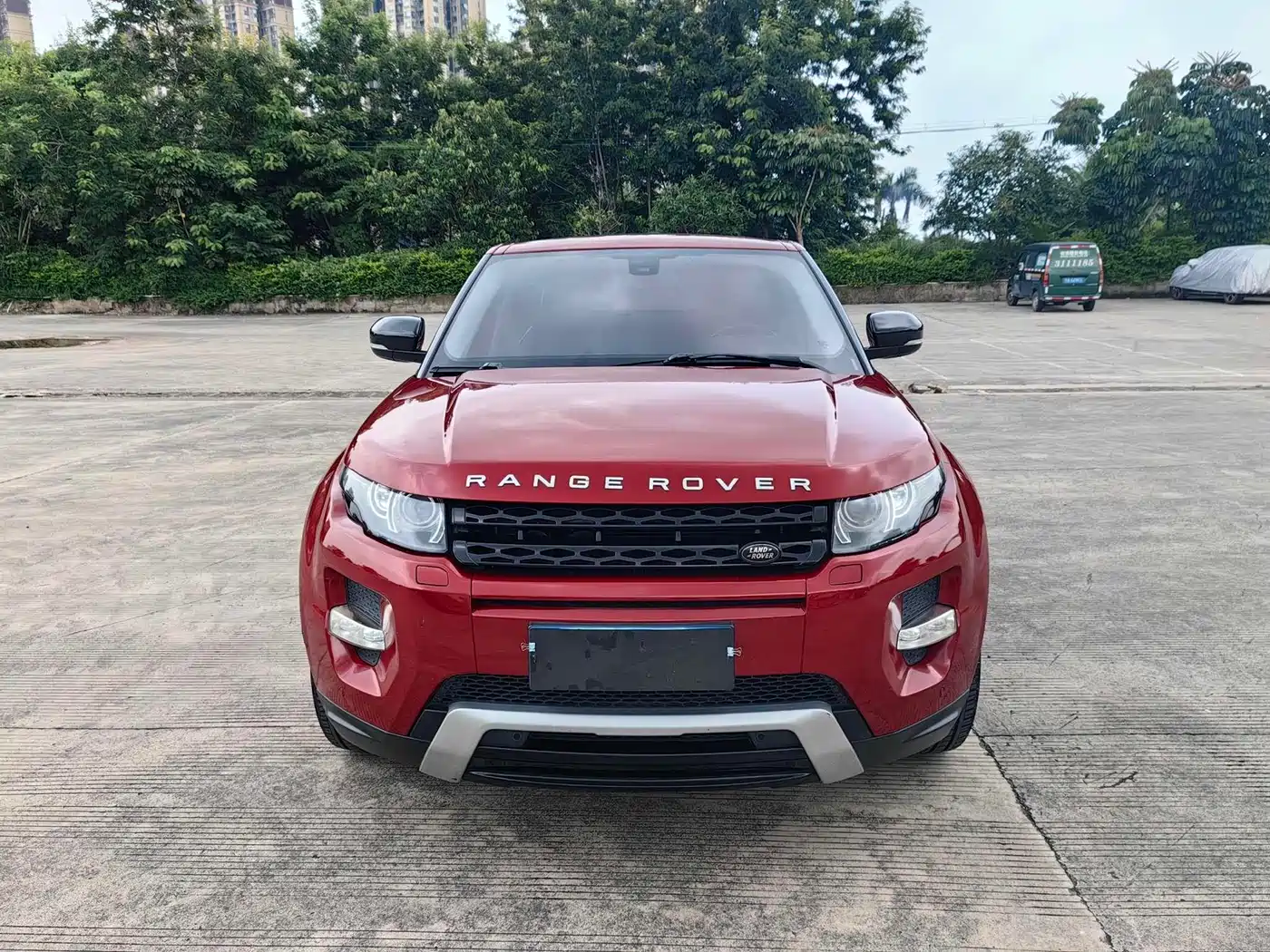 Land Rover Range Rover Evoque (Import) 2013 2.0T 5-door Dynamic Edition фото 2