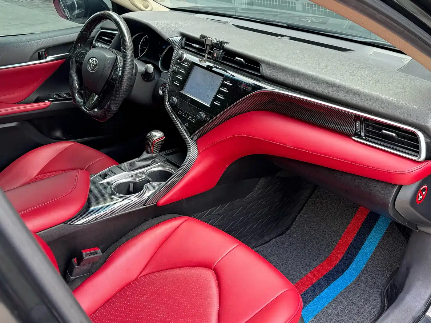 Toyota Camry 2018 2.0G Luxury Edition фото 9