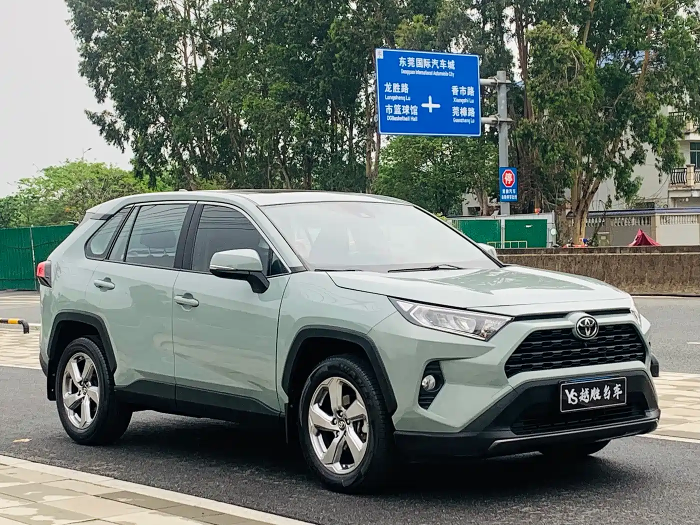 Toyota RAV4 Rongfang 2021 2.0L CVT 2WD Trend фото 3
