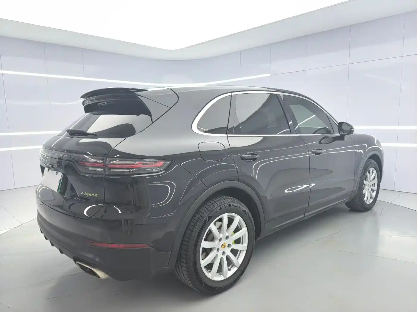 PORSCHE CAYENNE NEW ENERGY