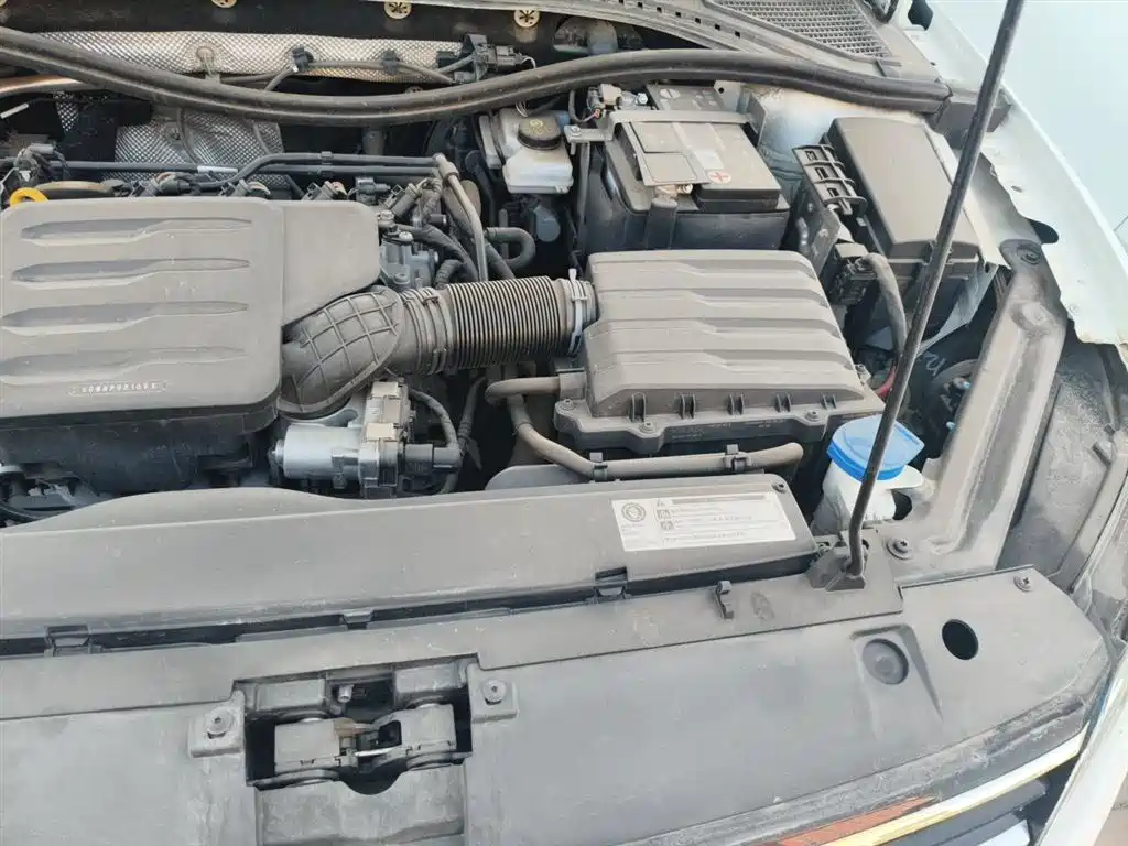 Volkswagen Bora 2020 1.5L Manual Comfort фото 24
