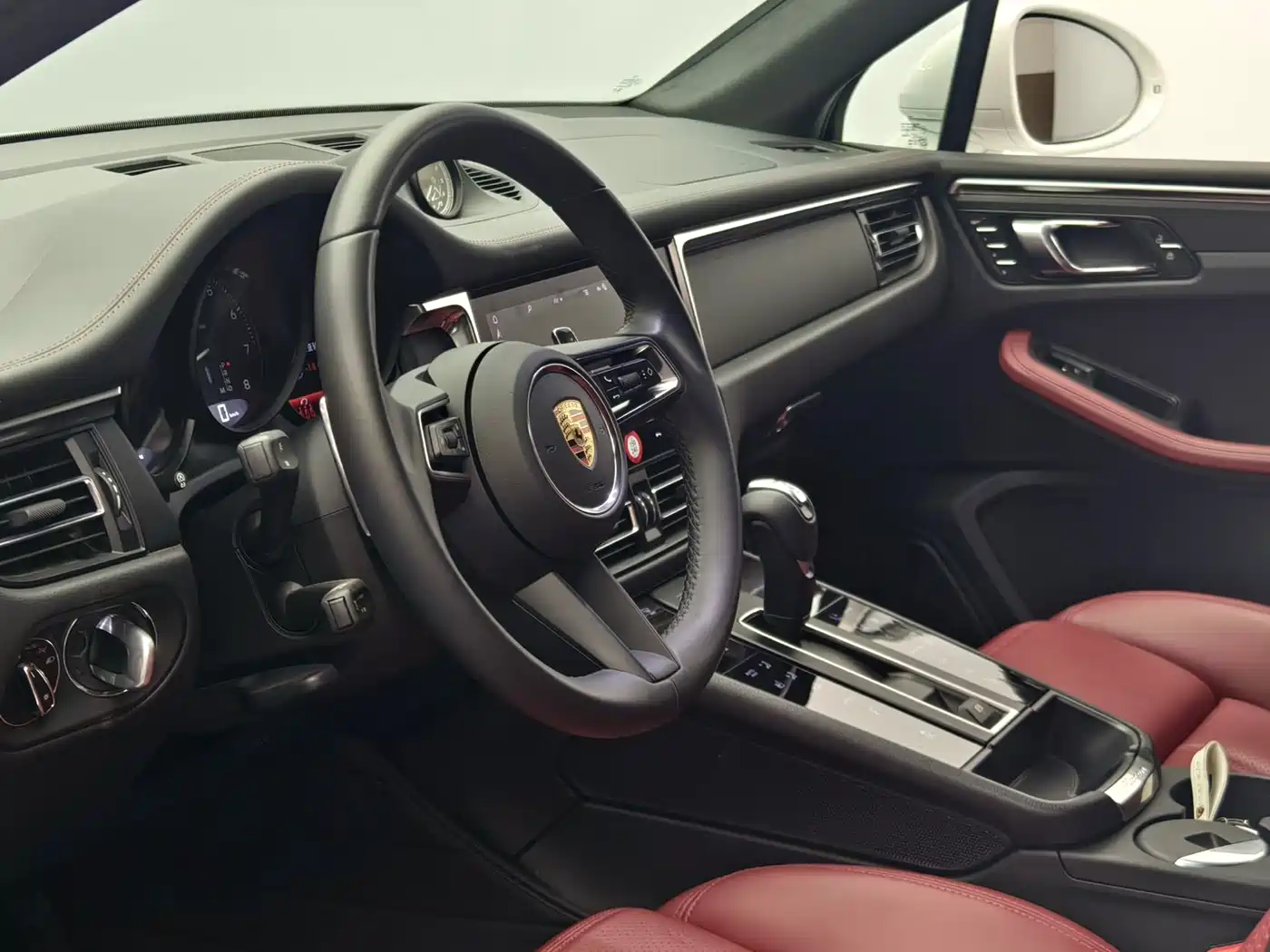Porsche Macan 2024 Macan 2.0T фото 12