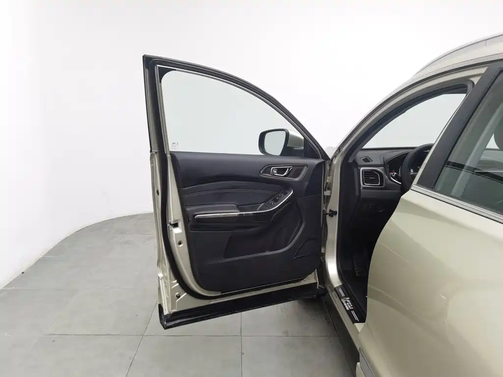Chery Tiggo 8 2018 2018 1.5TCI Manual Premium 5-seater