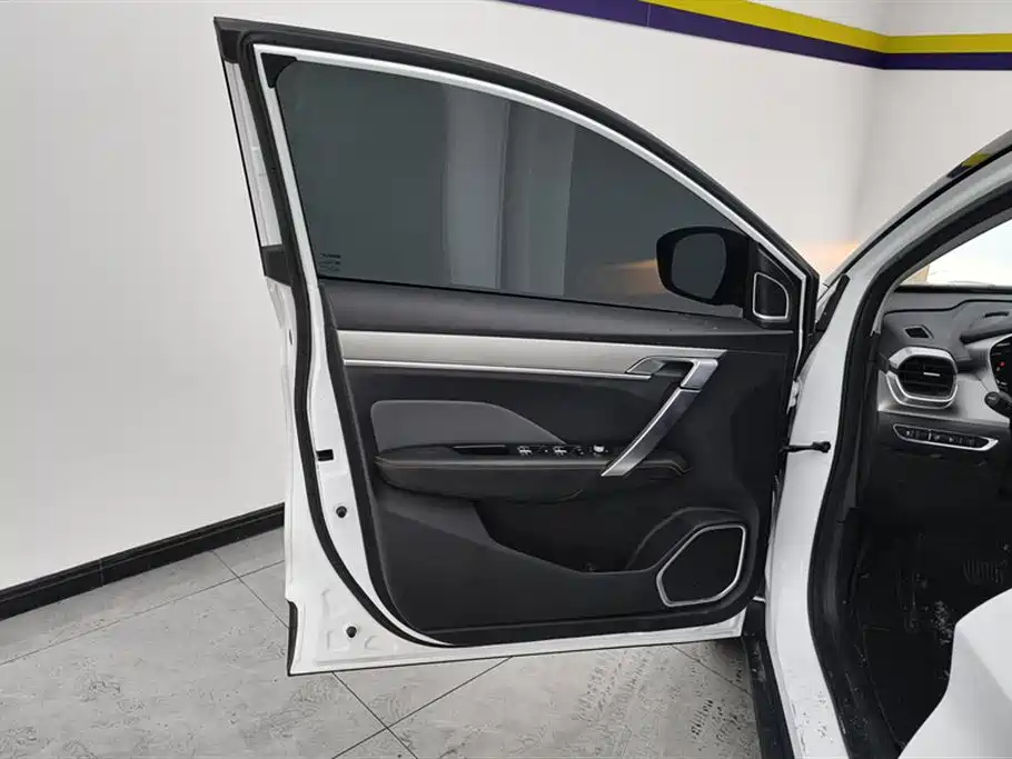 GEELY AUTOMOBILE BINYUE