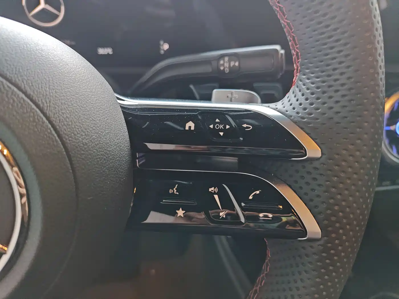 Mercedes-Benz A-Class 2025 Facelift A 200 L Fashion Edition фото 20