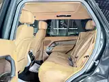 Photo 7 - Land Rover Range Rover