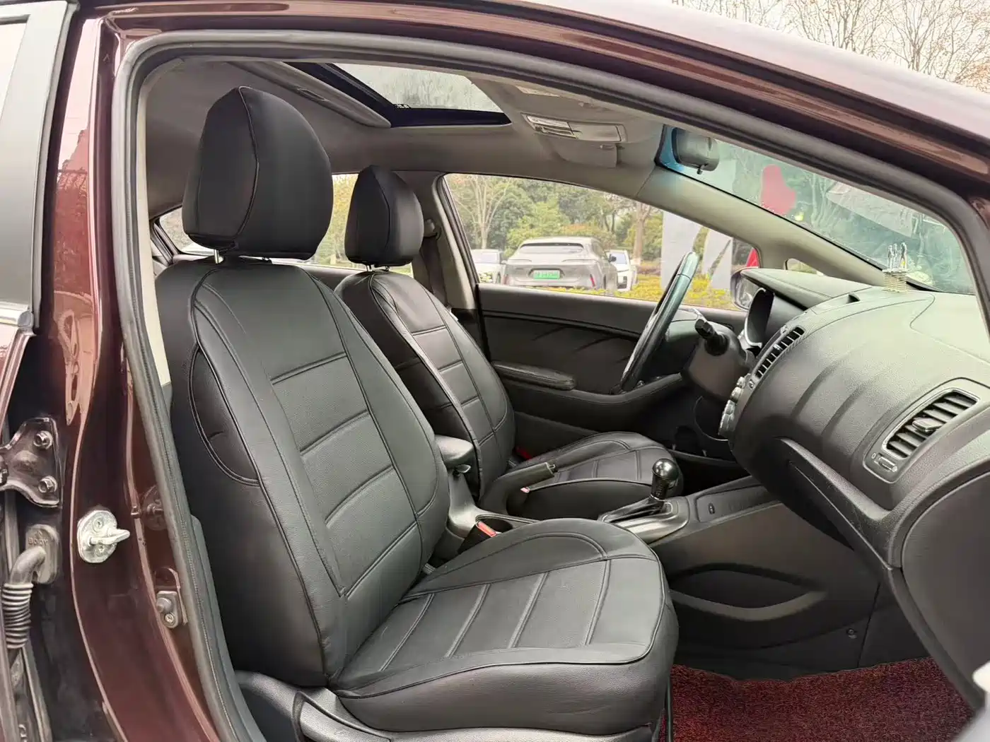 Kia K3 2013 1.6L Automatic GLS фото 11