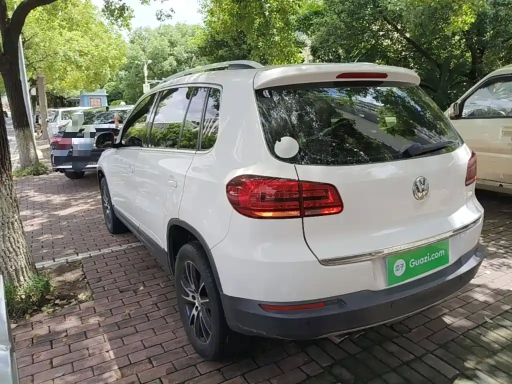 Фото 5 - Volkswagen Tiguan