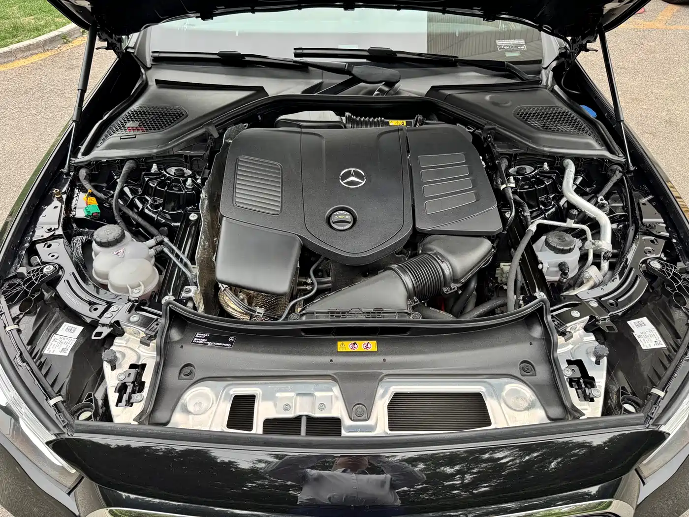 Mercedes-Benz E-Class New Energy 2024 E 350 e L Plug-in Hybrid Sedan фото 21