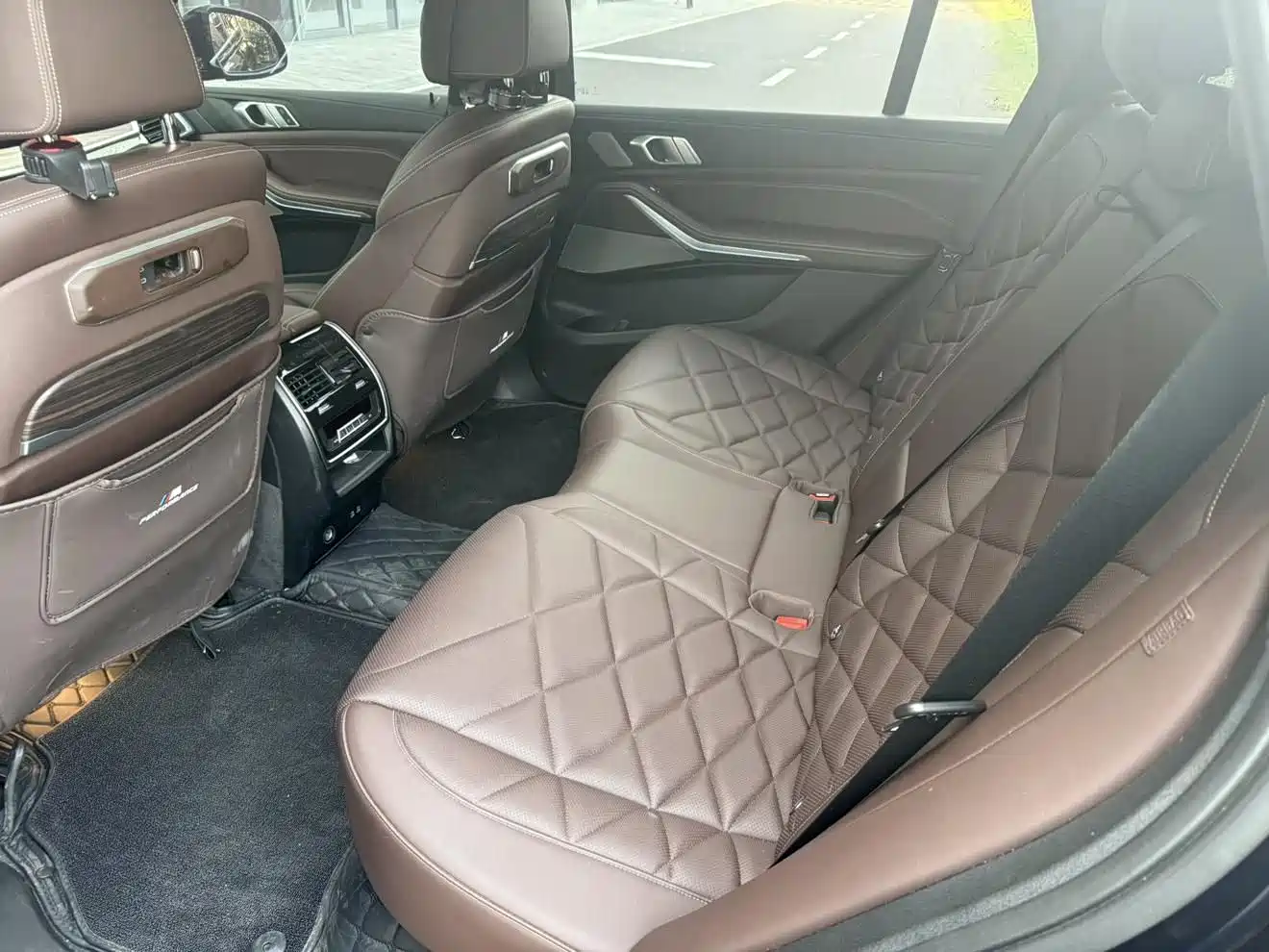 BMW X5 2023 xDrive 40Li M Sport Black Night Package фото 10