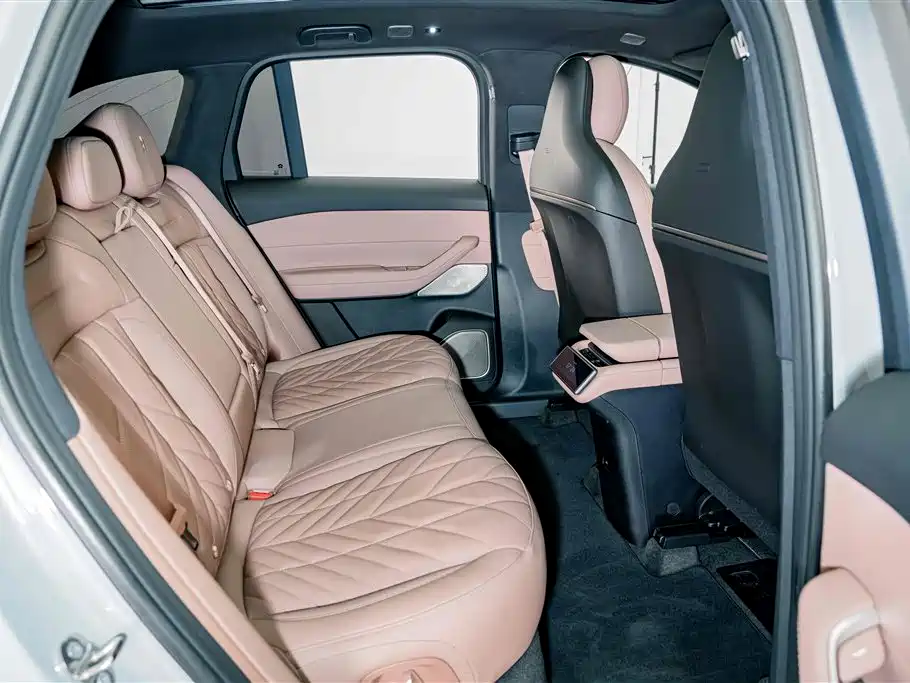 NIO ES6 2026 2025 Model 100kWh 300,000 Units Commemorative Edition