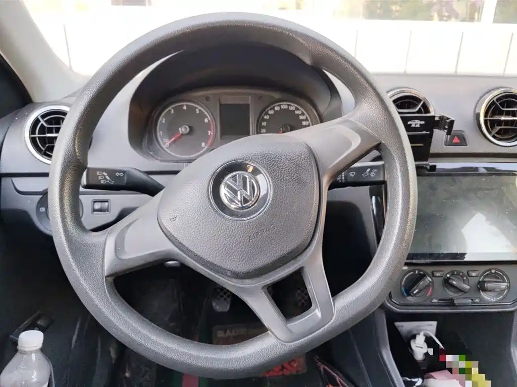 Volkswagen Jetta 2019 Dream Edition 1.4L Manual Fashion фото 3