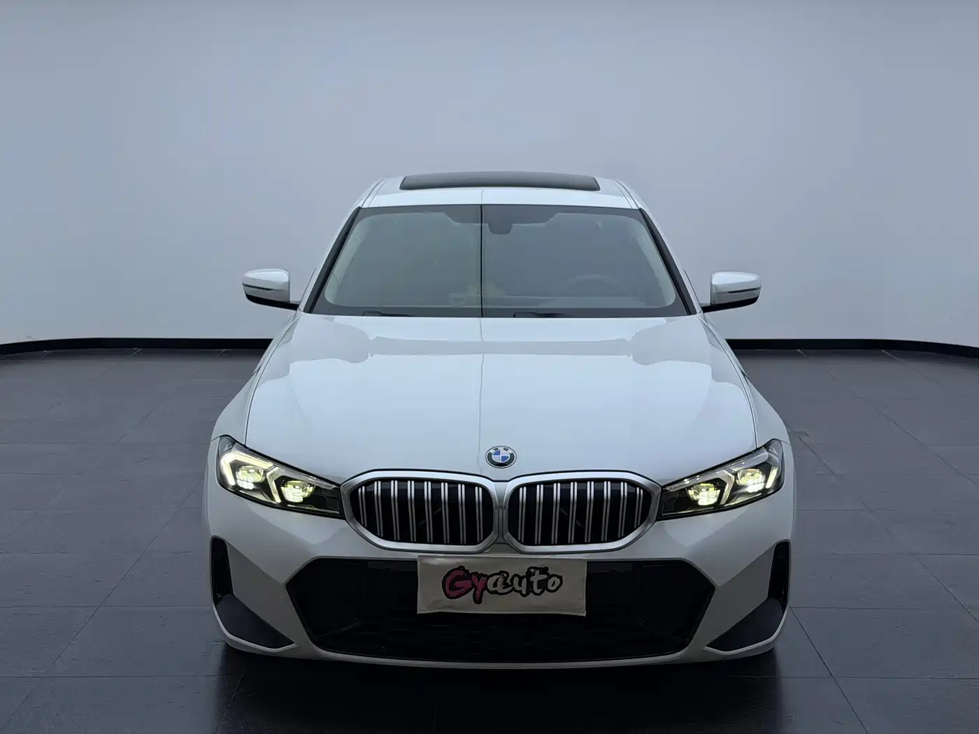BMW 3 Series 2024 320i M Sport Package фото 2