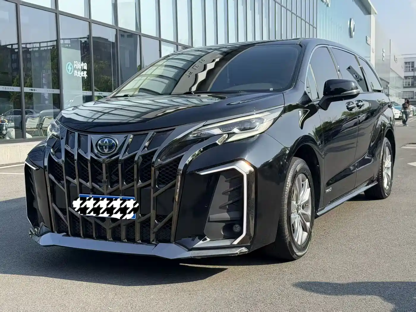Toyota Sienna 2023 2.5L Hybrid Comfort Edition