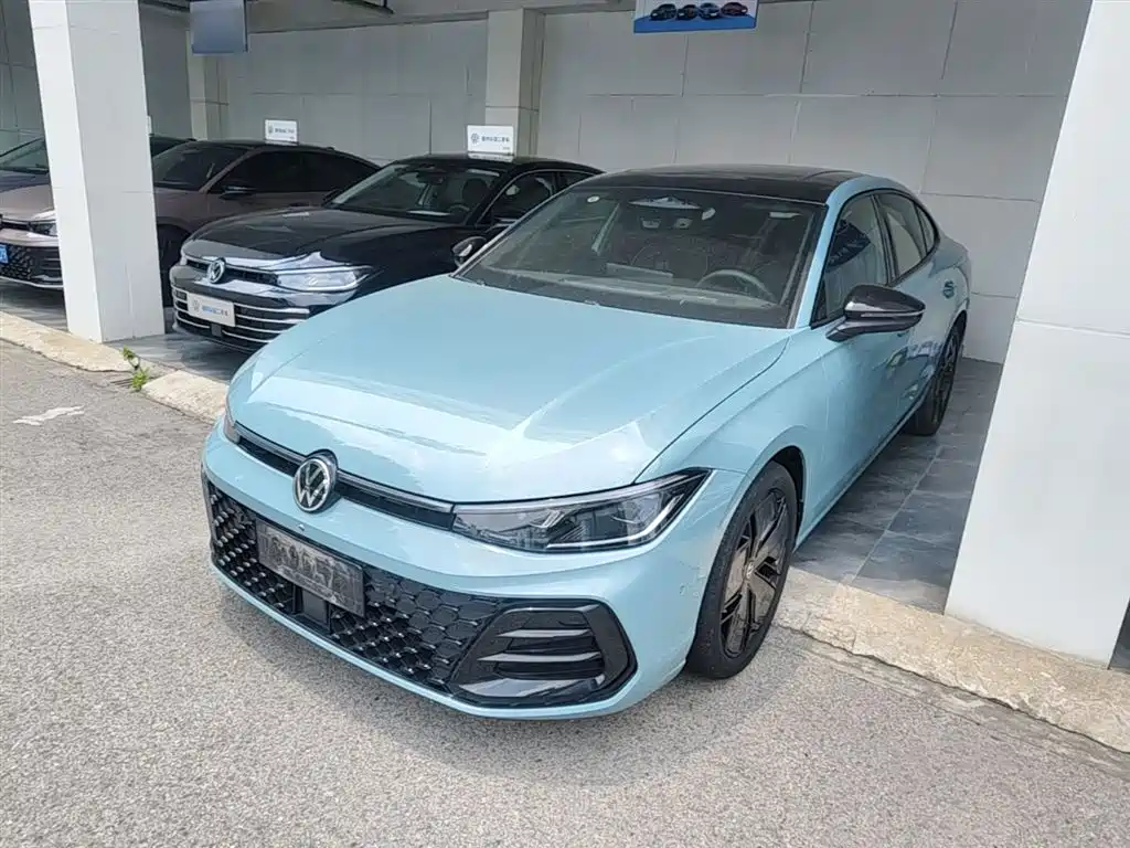 Volkswagen Passat 2025 Model Pro 380TSI Starlight Dragon Premium Edition