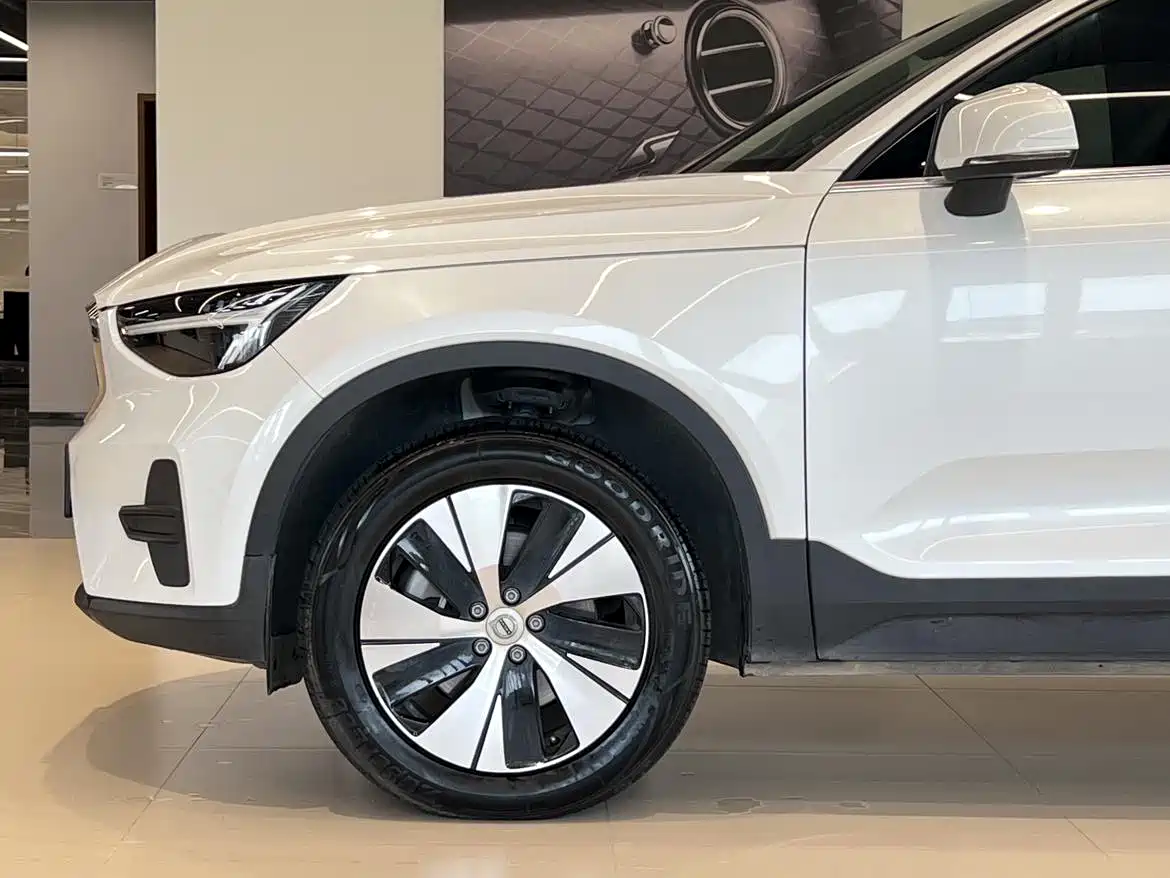 Volvo XC40 2024 2024 B3 Smart Elite Luxury Edition