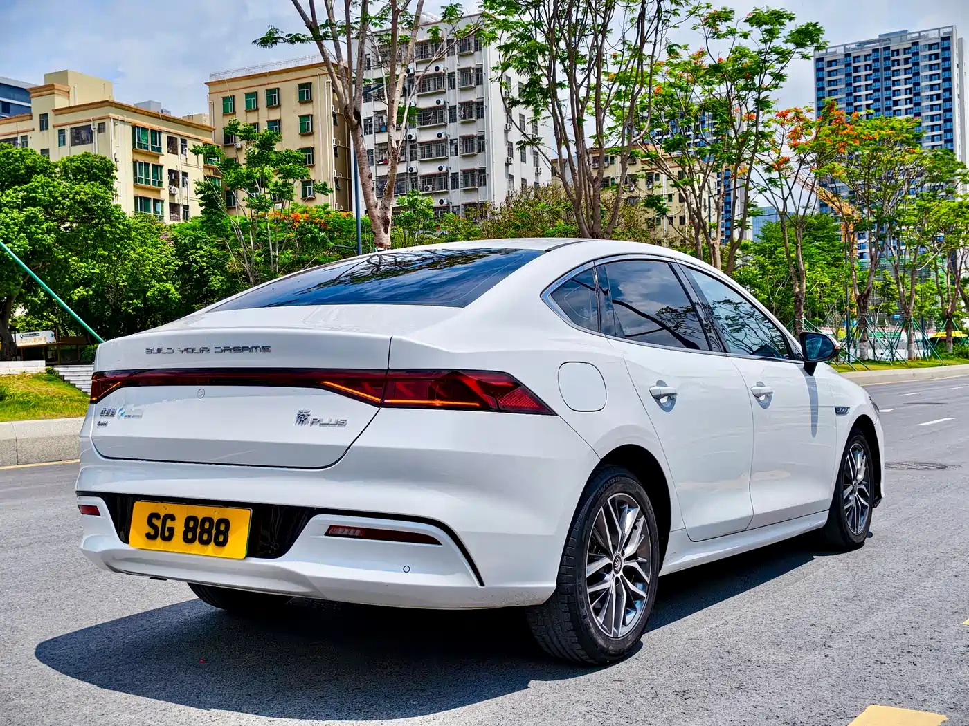 BYD Qin PLUS 2021 DM-i 55KM Flagship фото 9