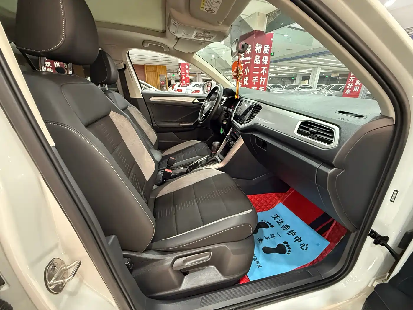 Volkswagen T-ROC 2022 280TSI DSG 2WD Comfort PLUS фото 14