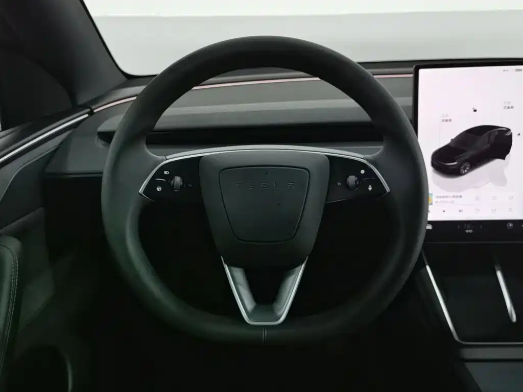 Tesla Model Y L 2025 2025 Facelift Long Range AWD