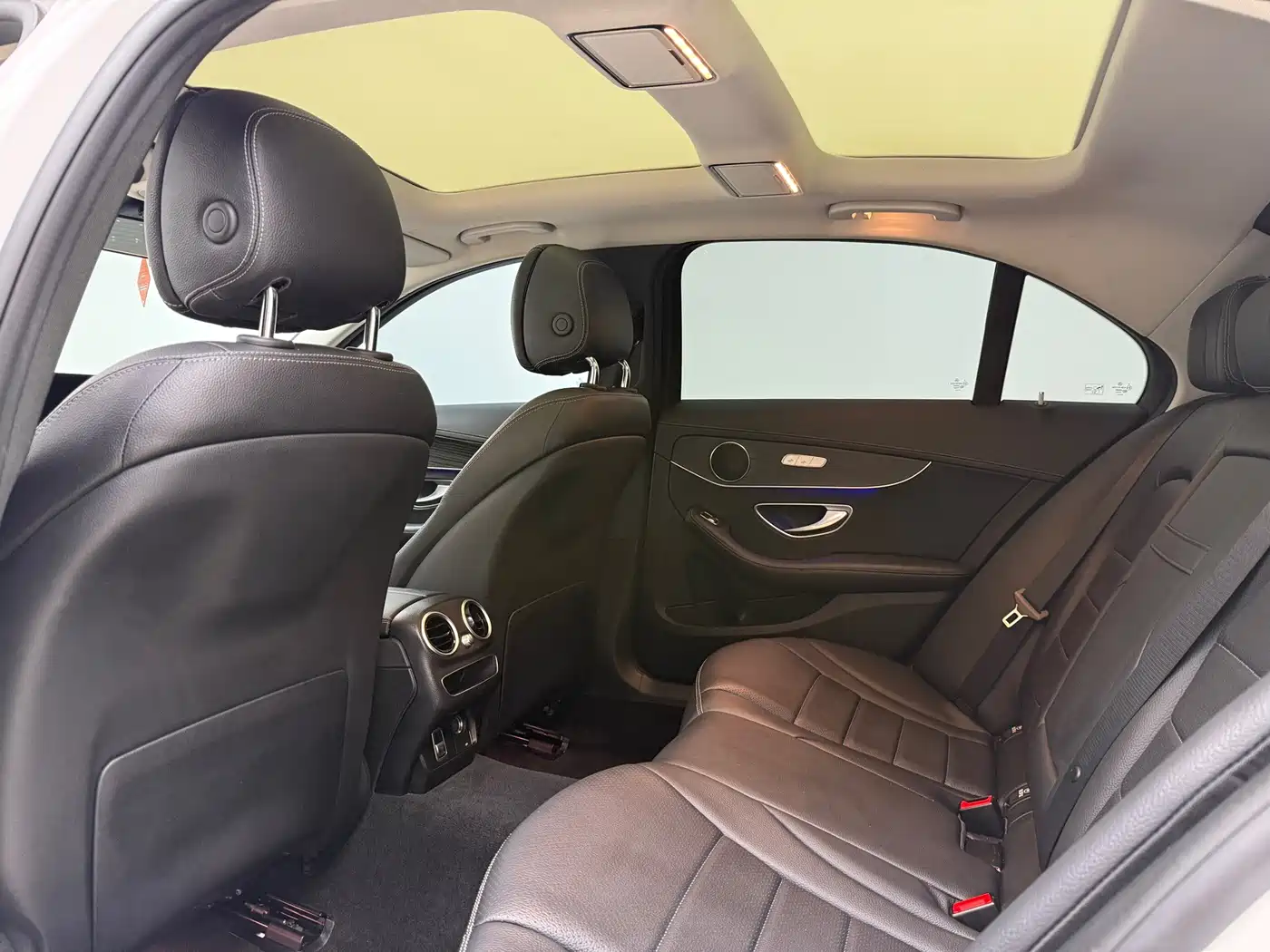 Mercedes-Benz C-Class, миниатюра 17