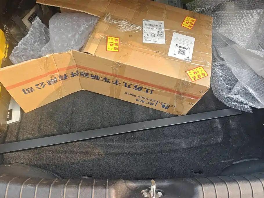 Hyundai Elantra 2021 1.5L CVT LUX Premium Edition фото 4
