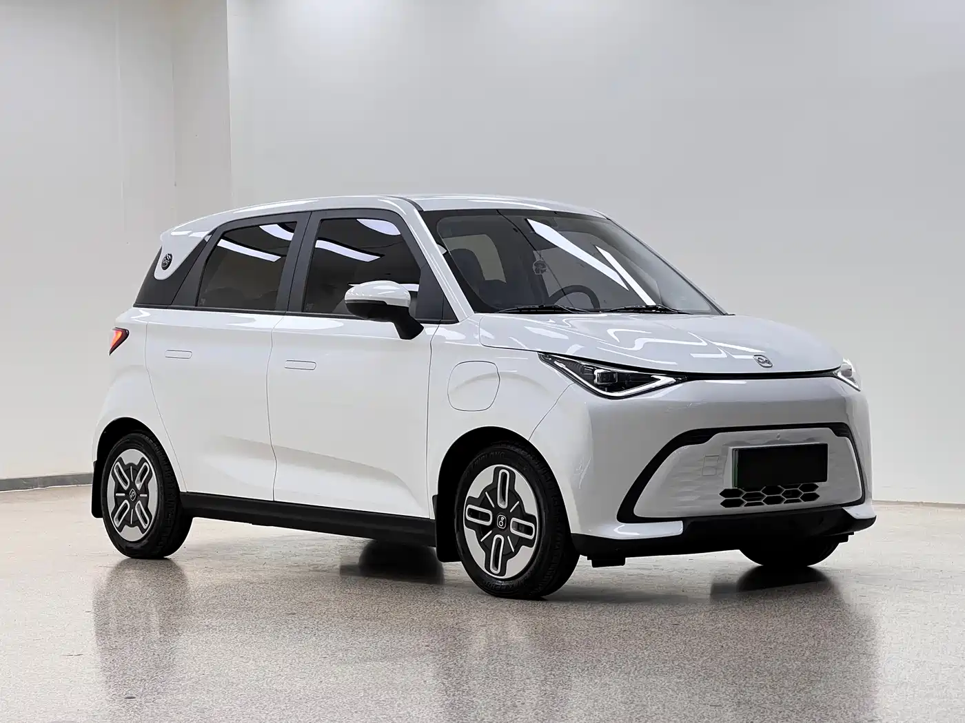 QQ New Energy Duomi 2026 2025 405km Comfort Edition