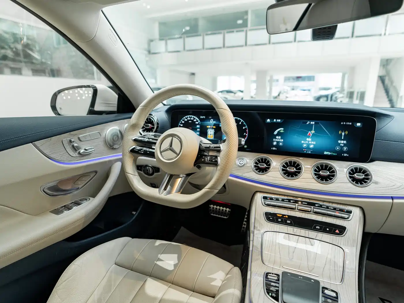 MERCEDES-BENZ E CLASS