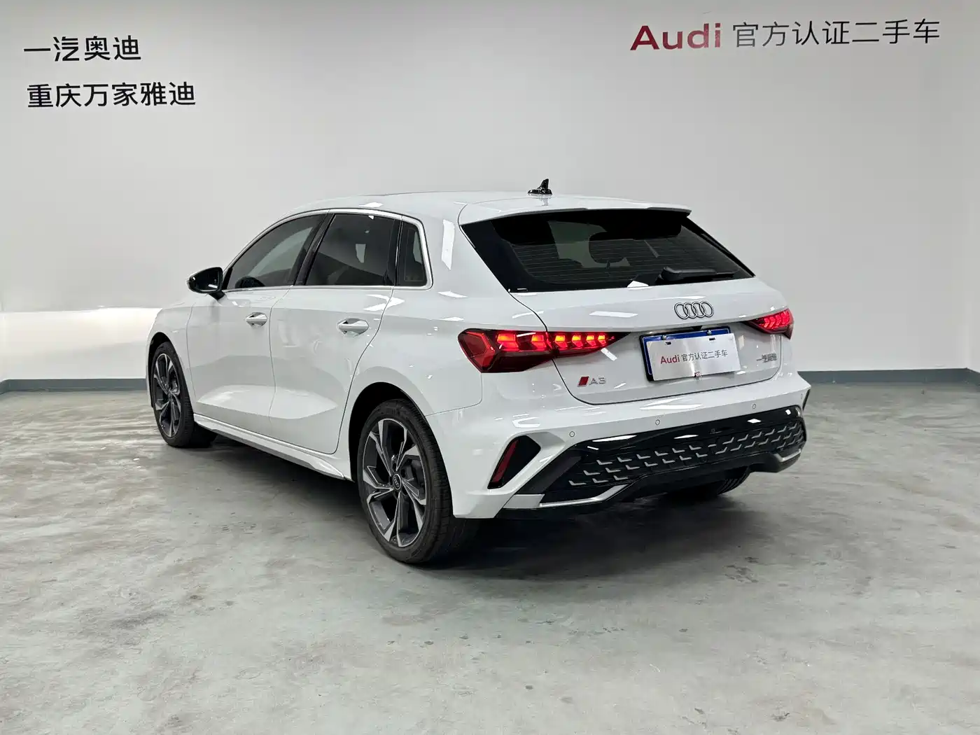 Audi A3 2025 Sportback 35TFSI Flying Premium фото 8