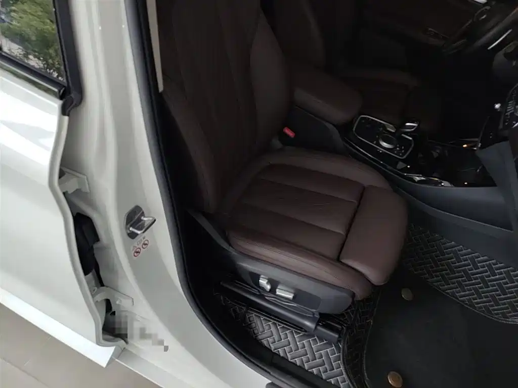 BMW X3 2022 Model Second Facelift xDrive30i Leading M Night Package фото 25
