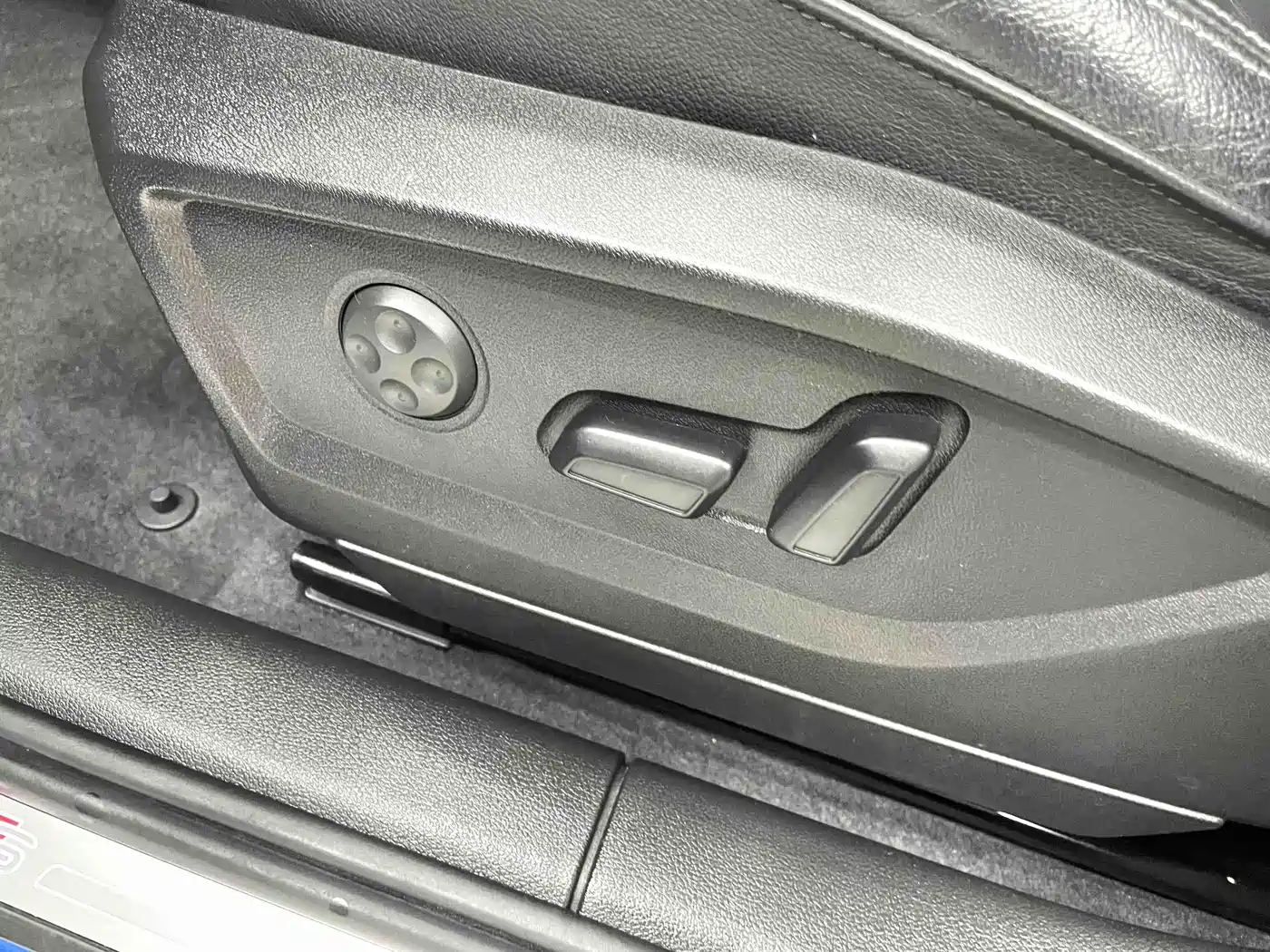 Audi Q2L 2022 35 TFSI Fashion Dynamic фото 12