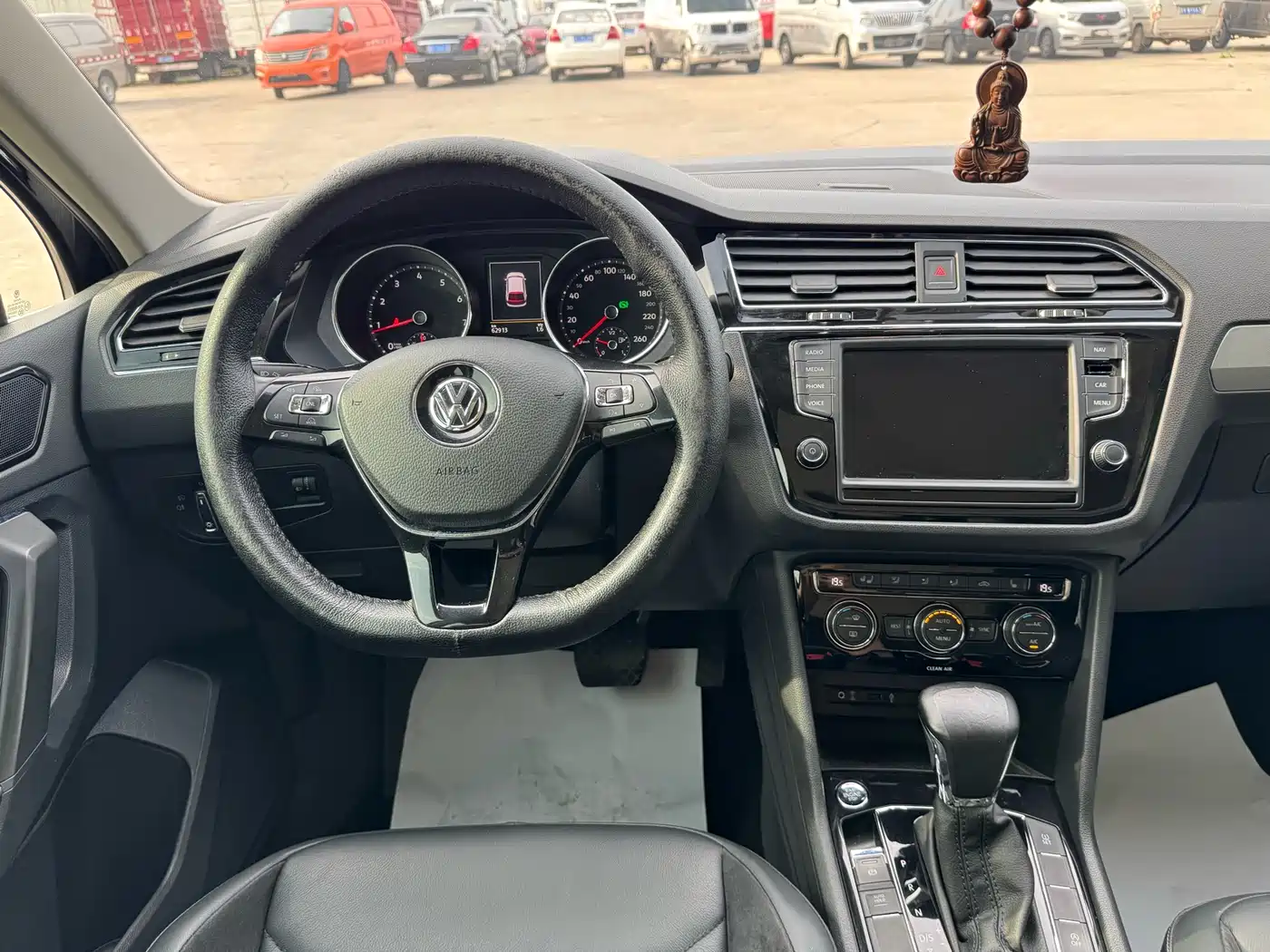 Volkswagen Tiguan L 2018 330TSI Automatic 2WD Luxury Edition фото 15