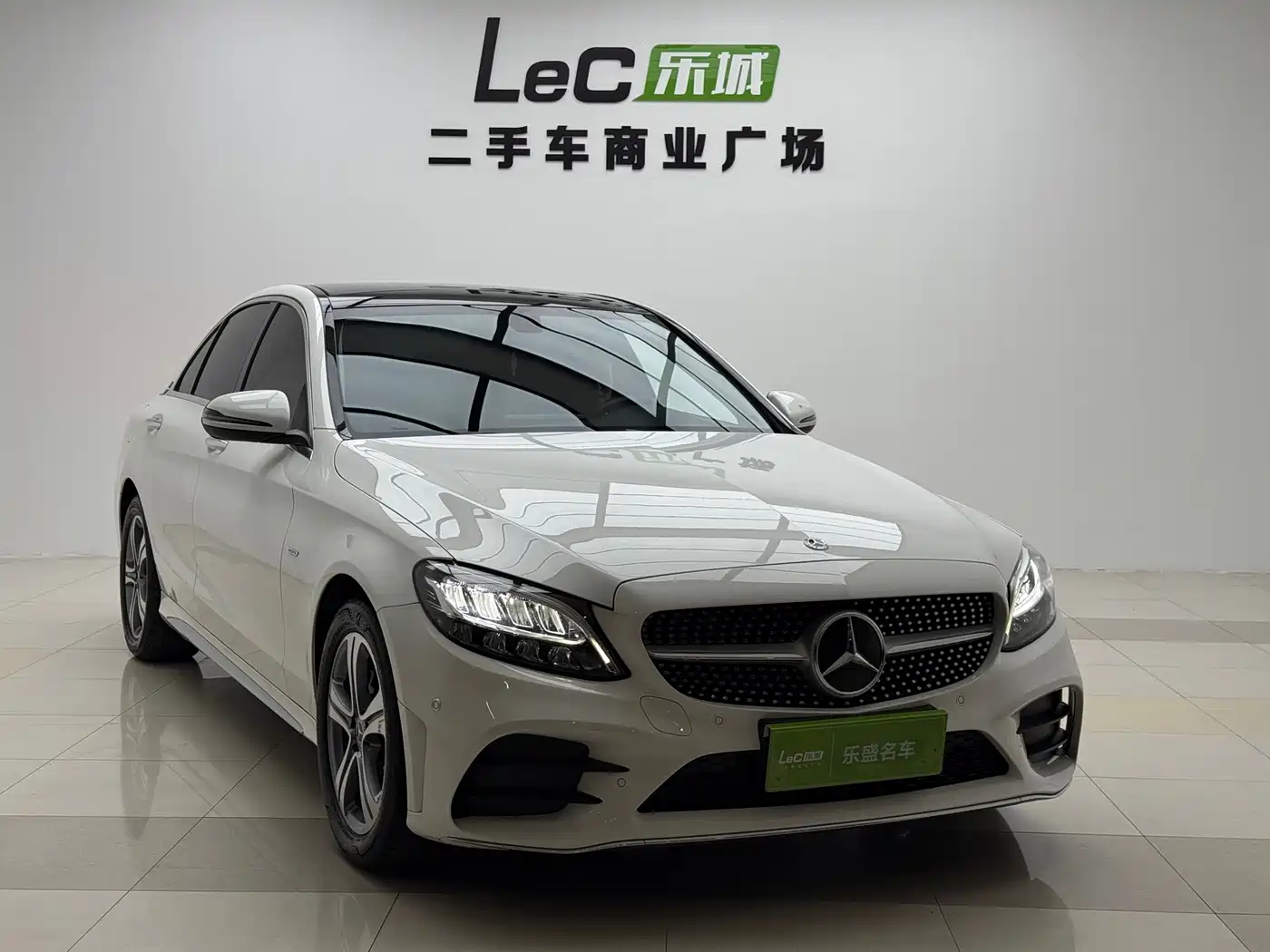Mercedes-Benz C-Class, миниатюра 3