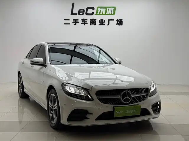 Mercedes-Benz C-Class 2021 C 260 L Sport Edition — фото 3